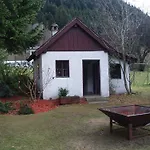 Denggenhof Bed & Breakfast 3*