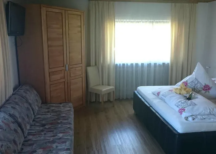 Denggenhof Alojamento de Acomodação e Pequeno-almoço 3*